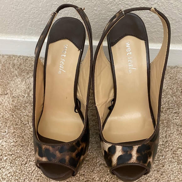 Wet seal PeepToe Ankle Strap Heeled Sandals size6 - Picture 5 of 5